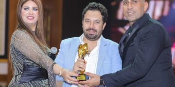 شكر وتقدير يتقدم رجل الأعمال أحمد المحمدى – رئيس مهرجان الصخرة – بخالص الشكر والتقدير إلى الدكتور/ أشرف يسري، المعروف بلقب “طبيب المشاهير