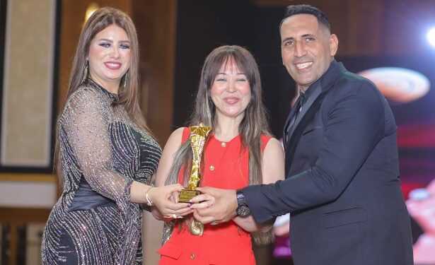 شكر وتقدير من رجل الأعمال أحمد المحمدى رئيس مهرجان الصخرة للدكتورة أميرة يحيى