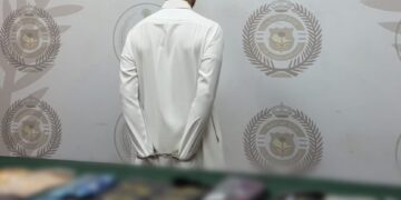 مكافحة المخدرات تقبض على شخص بمحافظة جدة لترويجه (54) كيلوجرامًا من مادة الحشيش المخدر وأقراصًا من مادة الإمفيتامين المخدر