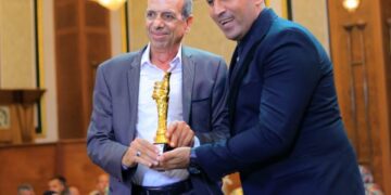 تكريم الفنان القدير محمد الصاوي في مهرجان الصخرة الدولي