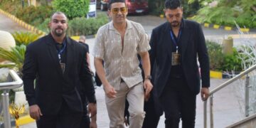 شكر وتقدير وتكريم للنائب يحيى الفرنسي من رئيس مهرجان الصخرة