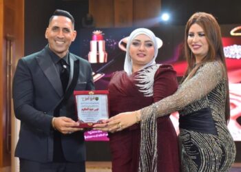 تكريم خاص لخبيرة التجميل د. نهى عبد العظيم في مهرجان الصخرة