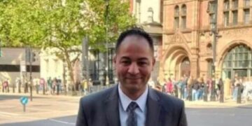 الإعلامي تامر بسيوني يهنئ المقدم تامر عون