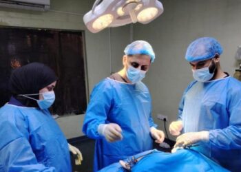 مستشفي ينقذ حياة طفلة