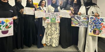 ورشة فنية متنوعة لإعلاميات جدة بقيادة الفنانة التشكيلية المبدعة ميساء مصطفى