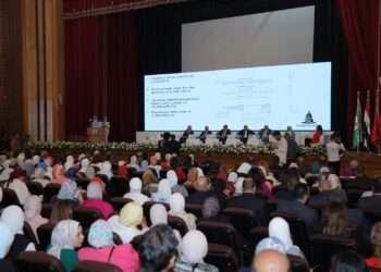 طب القاهرة تتعاون مع سيسمكس اليابانية لتطور المعمل الرئيسي بمستشفي المنيل الجامعي بأحدث أجهزة أمراض الدم اليابانية