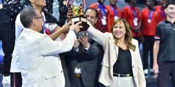 بشرى حجيج تتوج منتخب مصر بكأس إفريقيا للشباب للكرة الطائرة بعد فوزه على الكاميرون