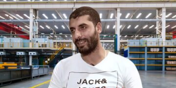 مصطفى جاد : أدوات المائدة المصنوعة من الستانلس ستيل تتحول من الاستيراد إلى التصدير