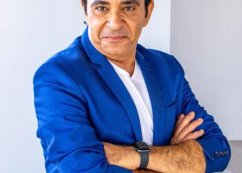 نعت الكاتبة الصحفية شيما فتحي الإعلامي الكبير عاطف كامل