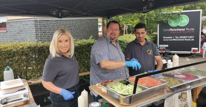 دعوة إلى مهرجان Stadtteil fest .