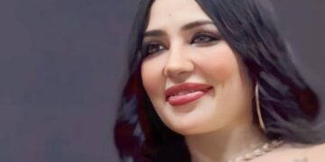 تكريم الفنانة بوسي سيف سفيرة البهجة في مهرجان سفراء النجاح