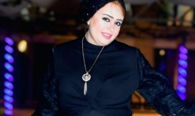 تحتفل الأعلامية شيماء الجمل بعيد ميلادها وسط مجموعة من أقاربها وأصدقائها بعيد ميلادها