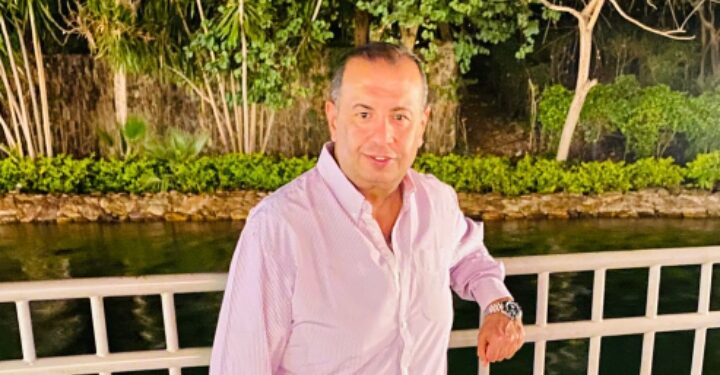 تكريم رجل الأعمال هانى شكرى عزيز كأحد أفضل الشخصيات لعام 2025