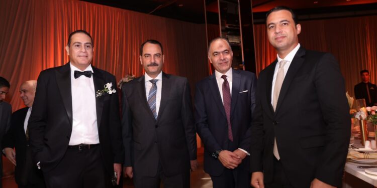 المهندس على سالم فى حفل نجلة المستشار محمد  عبده صالح مساعد أول وزير العدل وبحضور مدير مكتب رئيس الجمهورية و وزراء