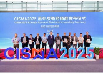 للعام الثالث على التوالي “سكر” لماكينات الخياطة تحصد ٥ جوائز في فعاليات عالمية بالصين