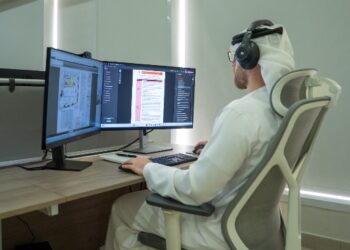 هيئة أبوظبي للدفاع المدني تُطلق خدمة مراجعة المخططات عبر الاتصال المرئي