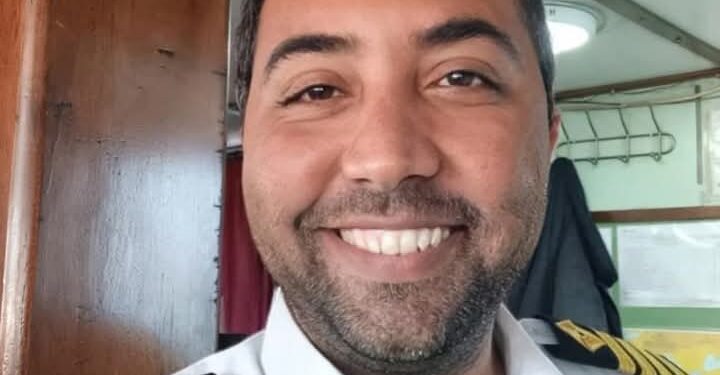 الربان مصطفى عسران أمينًا عامًا للنقابة العامة لضباط الملاحة البحرية التجارية