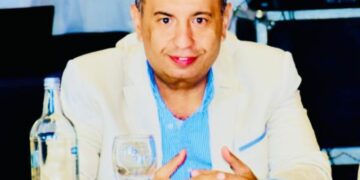 هاني شكري عزيز.. “وزير السعادة” يقود طفرة استثمارية جديدة برأس مال 760 مليون جنيه