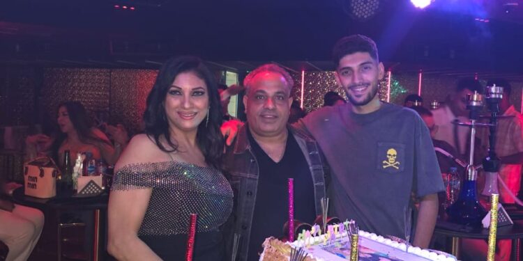 المطرب ماجد الصافي يحتفل بعيد ميلاد زوجته لينا الصافي في أجواء مذهلة