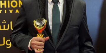 رسميا..تكريم مذهل لمصمم الأزياء الخبير حسن رشدي خلال فعاليات مهرجان (إيجي فاشون)