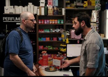 “بطاطا شيبس عَ فستق”