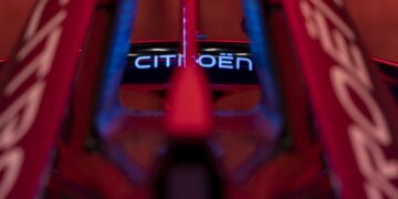 سيتروين تكشف عن السيارة الأحادية التي ستحمل ألوانها في بطولة “فورمولا إي”