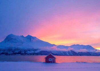 فلكية جدة..  آخر غروب للشمس في ترومسو