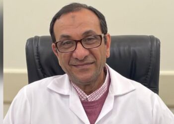 د.عزت عبدالعظيم استشاري الطب النفسي بمستشفيات الحمادي