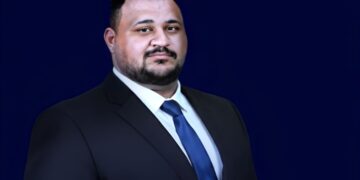 سجاد السويعدي.. صحفي عراقي يُؤمن بأن الكلمة مسؤولية