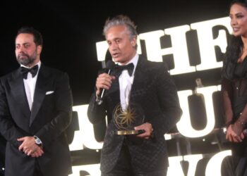 “الأهرامات تضيء سماء الفخامة… حدث دولي يؤكد مكانة مصر كوجهة عالمية لسياحة المؤتمرات