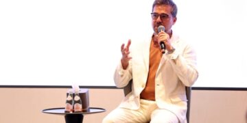 النجم التركي إنجين ألتان دوزياتان في مهرجان الدوحة السينمائي:  للسينما والتلفزيون دور رئيسي في بناء جسور ثقافية بين الشعوب