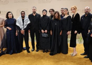   أفراد طاقم فيلم “صوت هند رجب” وأبطال القصة الحقيقيين في مهرجان الدوحة السينمائي: صوت هند هو صوت غزة وكلّ الفلسطينيين