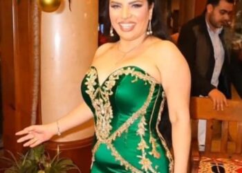 تحتفل سيدة الأعمال هند الدسوقى بعيد ميلادها وسط مجموعة من أقاربها وأصدقائها