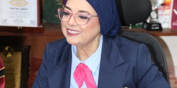 الدكتورة مها فؤاد رائدة من رواد الفكر العربي تتوج في حفل جوائز “سوبر ستار العرب” بالأوبرا المصرية… مسيرة ذهبية تتوَّج بلقب شخصية العام في التعليم