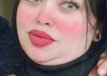 نهله الغمري .. ميك اب ارتست  من حلم بسيط إلى منصة دار الأوبرا… تكريم نهلة الغمري كأفضل ميك أب آرتست في جوائز سوبر ستار العرب