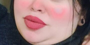 نهله الغمري .. ميك اب ارتست  من حلم بسيط إلى منصة دار الأوبرا… تكريم نهلة الغمري كأفضل ميك أب آرتست في جوائز سوبر ستار العرب