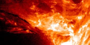 فلكية جدة…  توهج شمسي قوي