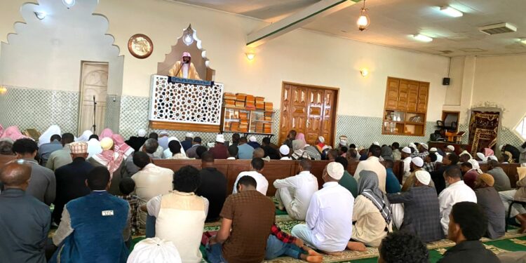 الشؤون الإسلامية” تختتم الدورة العلمية المكثفة السابعة لتأهيل الأئمة والخطباء وطلبة العلم في العاصمة الإثيوبية أديس أبابا