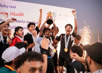 جامعة جازان تتوج ببطولة كرة قدم الجامعات