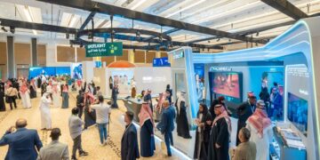 بناء بيئة متطورة”.. دورات المنتدى السعودي للإعلام ترصد تحولات “رؤية 2030” في القطاع