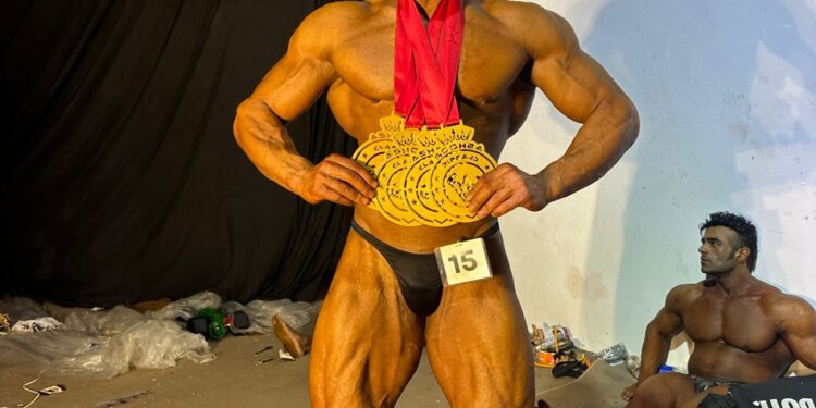 البطل السعودي عبدالله الحاجي يحصد 4 ميداليات في بطولة NPC العالمية بليبيا