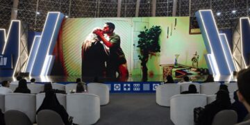 زبرجد” فيلم روائي يجذب زوار معرض جدة للكتاب