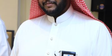 فرقان يحتفل بقدوم “إيلاف”