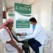 بدعم من مركز الملك سلمان للإغاثة مركز الطوارئ لمكافحة الأمراض الوبائية في حجة يقدم خدماته لـ (1.619) مستفيدًا خلال أسبوع