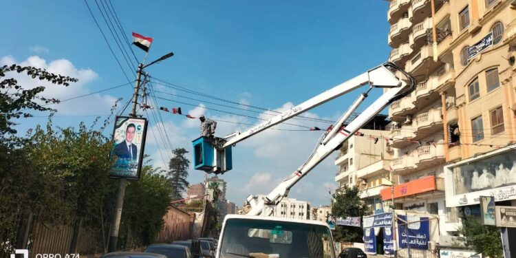 متابعة رفع كفاءة و صيانة الإنارة العامة بمحيط مقار اللجان الانتخابية بدسوق