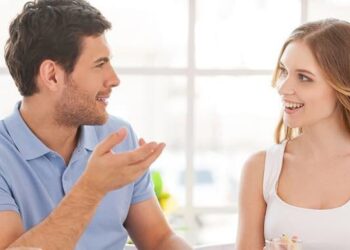 الى من ينجذب الرجل ؟ للمرأه القويه ام الضعيفه ؟