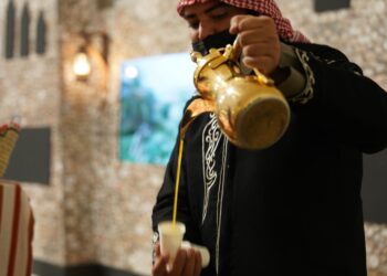 استعراض لرحلة البن الشدوي في جناح إمارة الباحة بمهرجان الملك عبدالعزيز للإبل