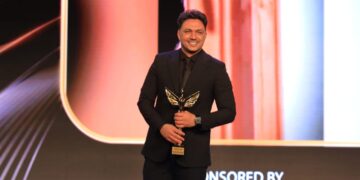 عمرو سلامة يتوج بجائزة أفضل مطرب شعبي 2025 في مهرجان «وشوشة للأفضل»