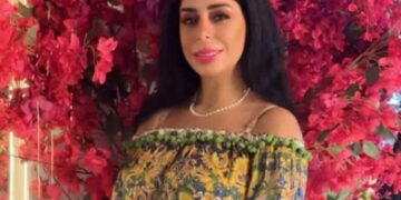 حين تُغلق الأبواب… تبدأ الحكايات نادي السيدات… حيث يتحول الصمت إلى نجاة