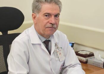 *د.محمد طه شمسي باشا أخصائي الأمراض الباطنية بمستشفيات الحمادي:*   *برودة اليدين والقدمين.. إنذار من الجسم لاتتجاهله*